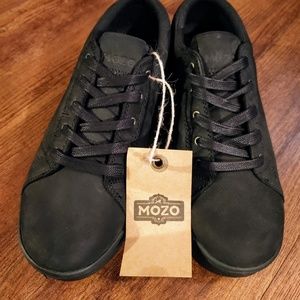 Mozo Mavi Slip Resistant Shoes